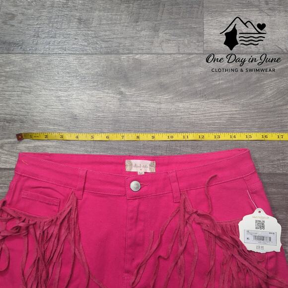 Altar'd State Frill Edge Denim Shorts Size M - Picture 3 of 7